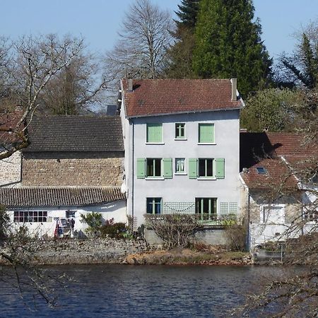 Chambres D'Hotes L'Hirondelle Du Lac Peyrat-le-Château Esterno foto