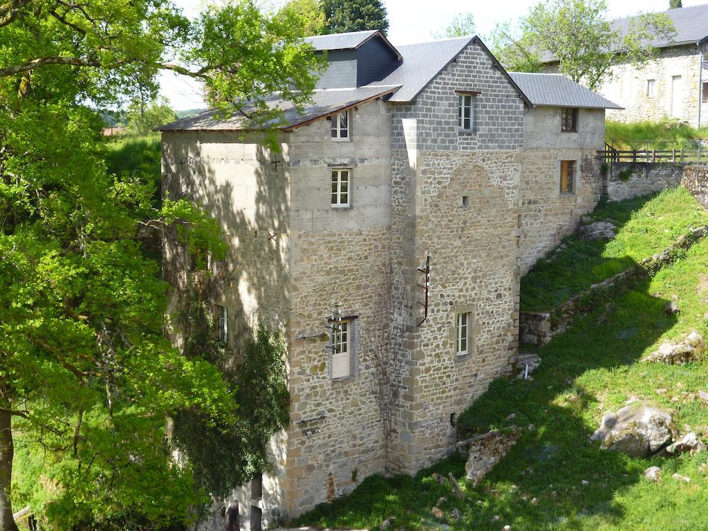 Chambres D'Hotes L'Hirondelle Du Lac Peyrat-le-Château Esterno foto